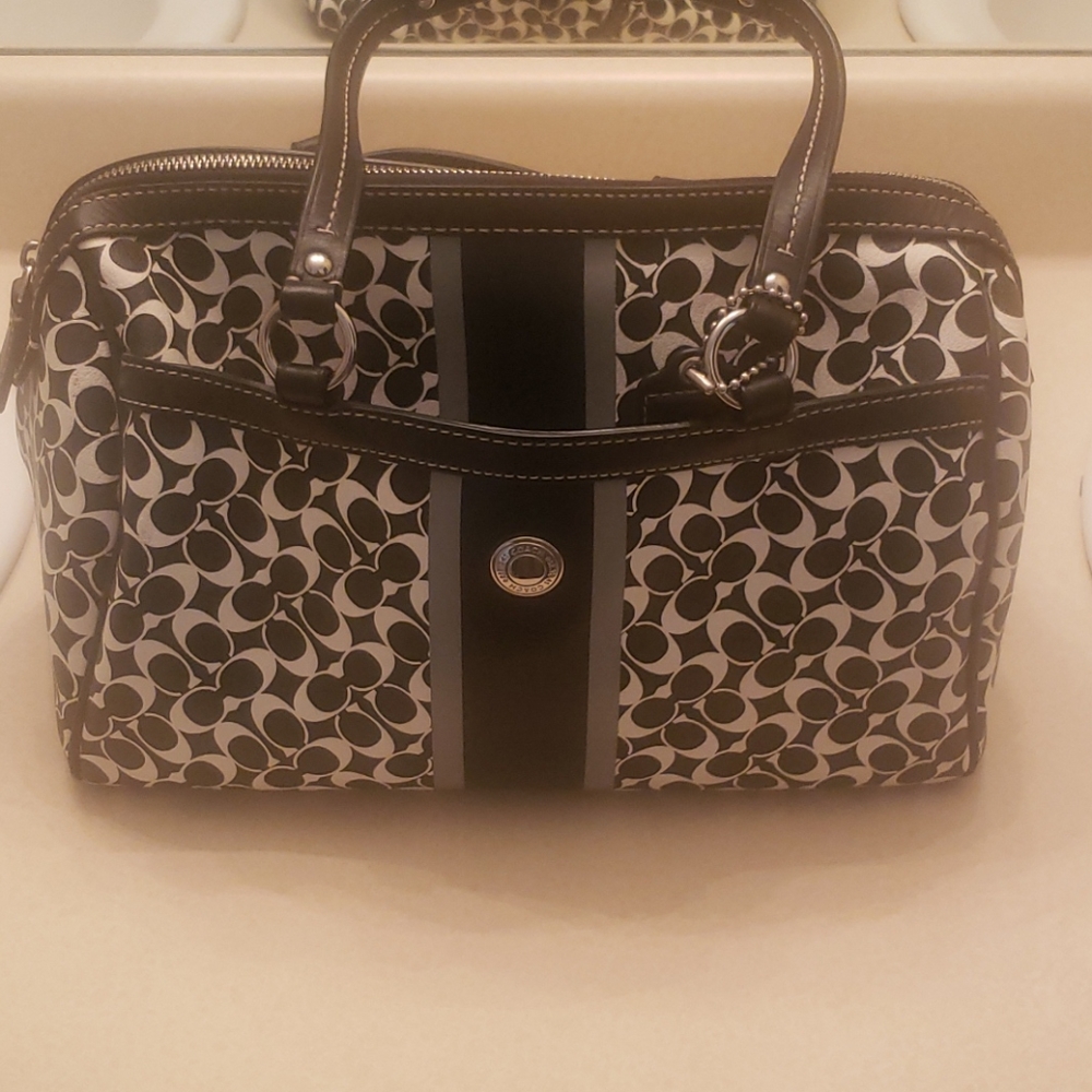 Coach Signature Purse